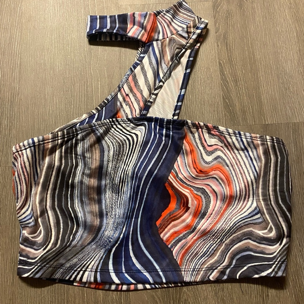 Abstract Patterned Choker Neck Top